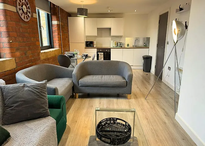 Apartment Stunning 2 Bed In Centre With Free Parking - Sleeps 7
